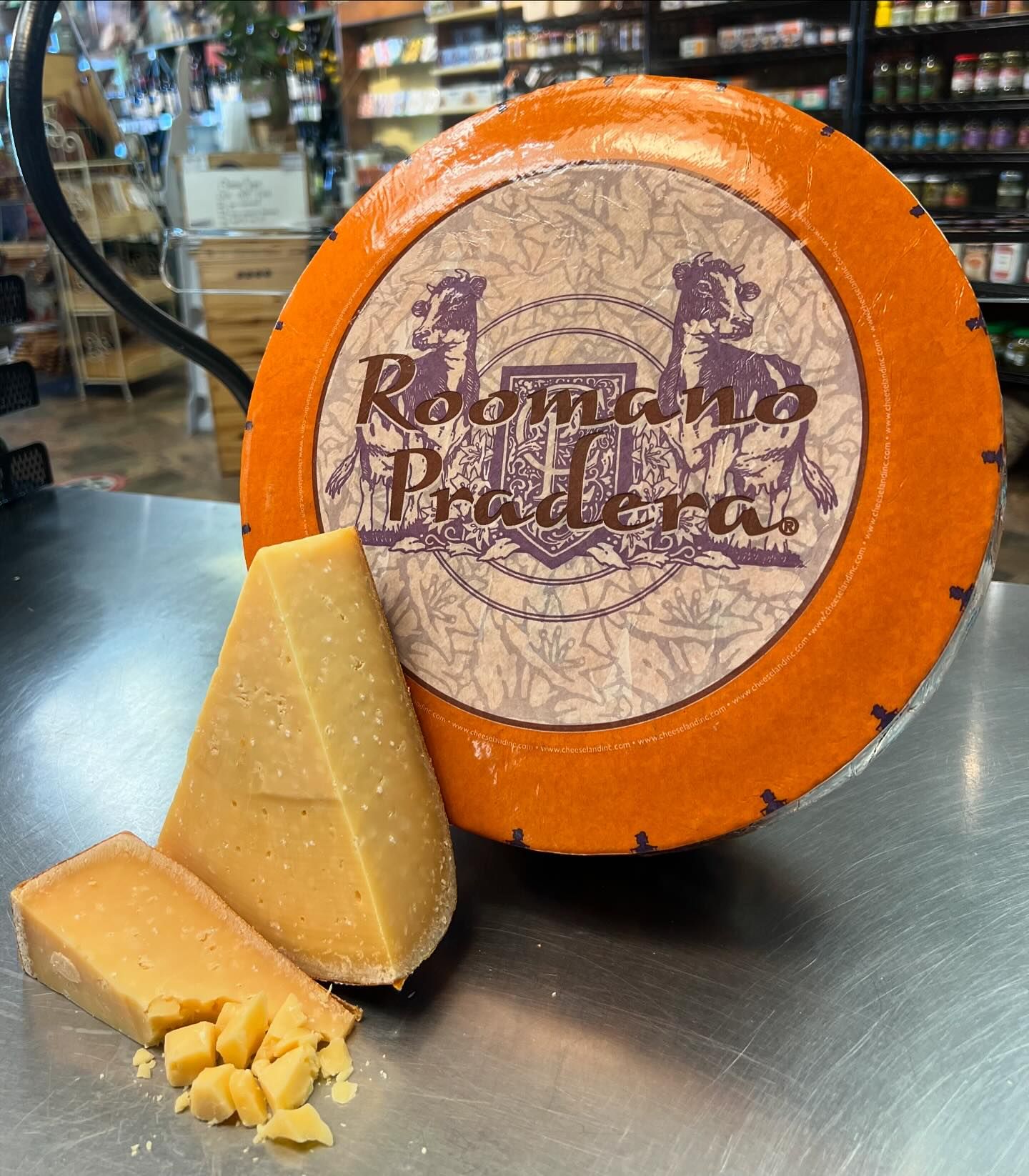 Wholesale Roomano Four Year Pradera Aged Dutch Gouda-Style Cow's Milk Cheese (19 LB)- Bulk