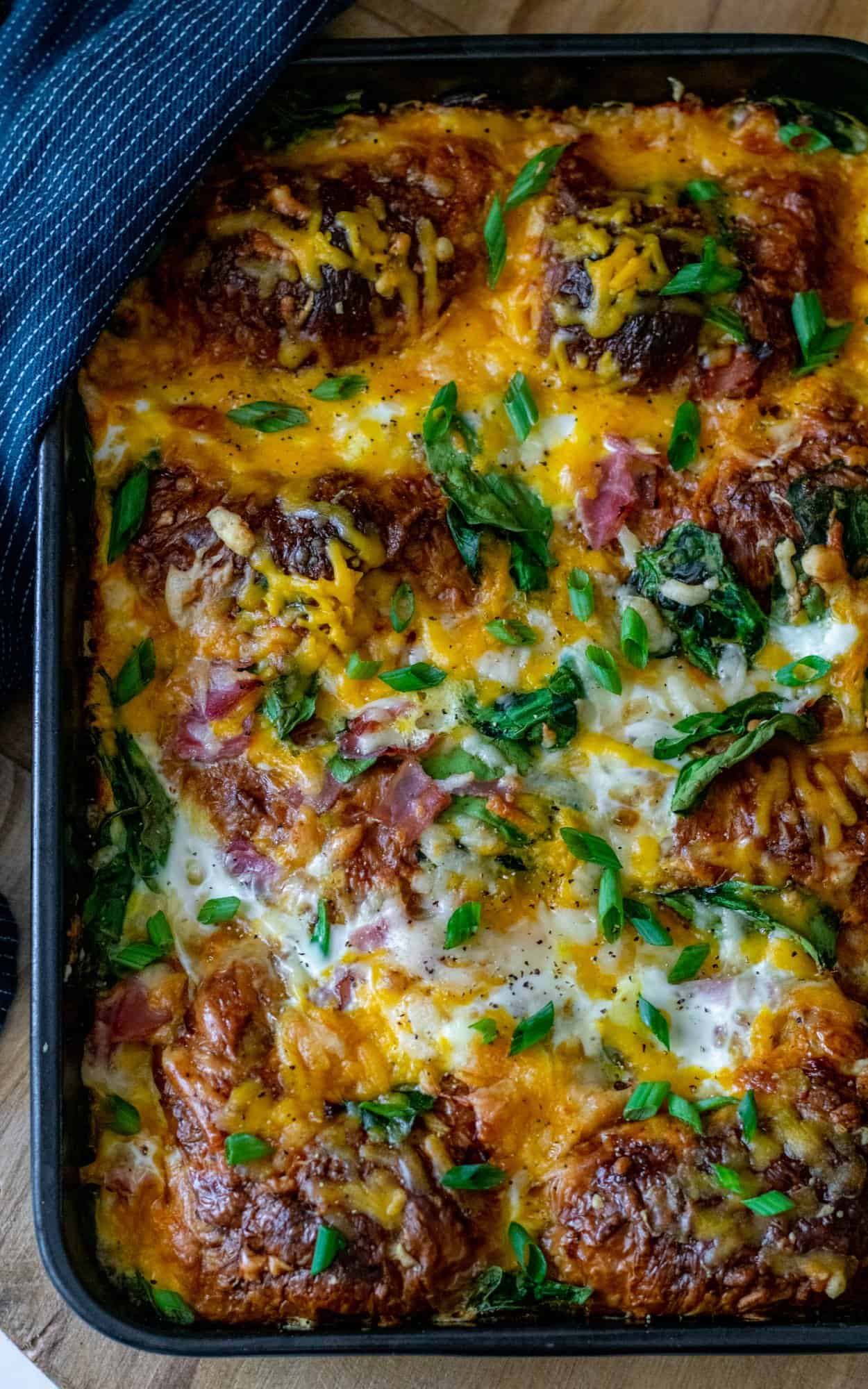 Spinach and Ham Croissant Brunch Bake