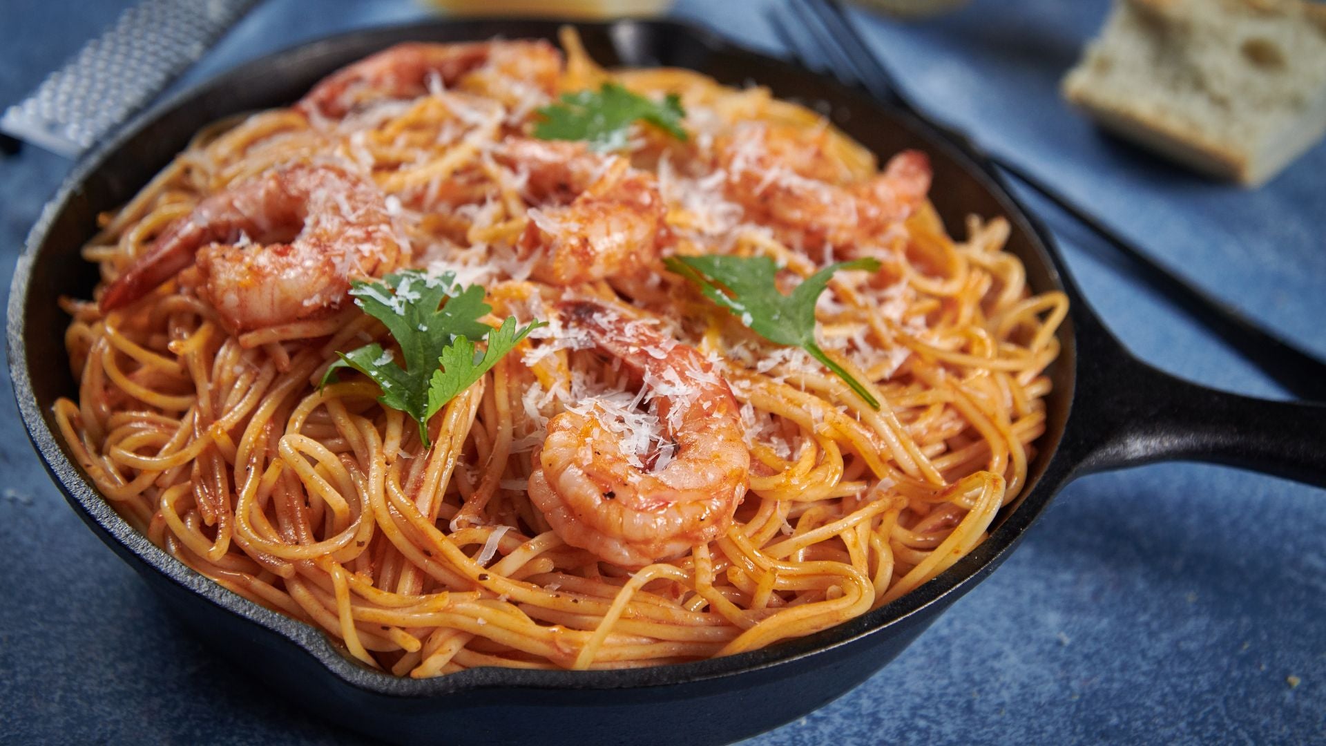 Spicy Mediterranean Shrimp Pasta