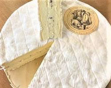 Wholesale Specialty Brie Importers Brie Royale Au Truffes 1.6 Kilogram 1.4 KG- Bulk
