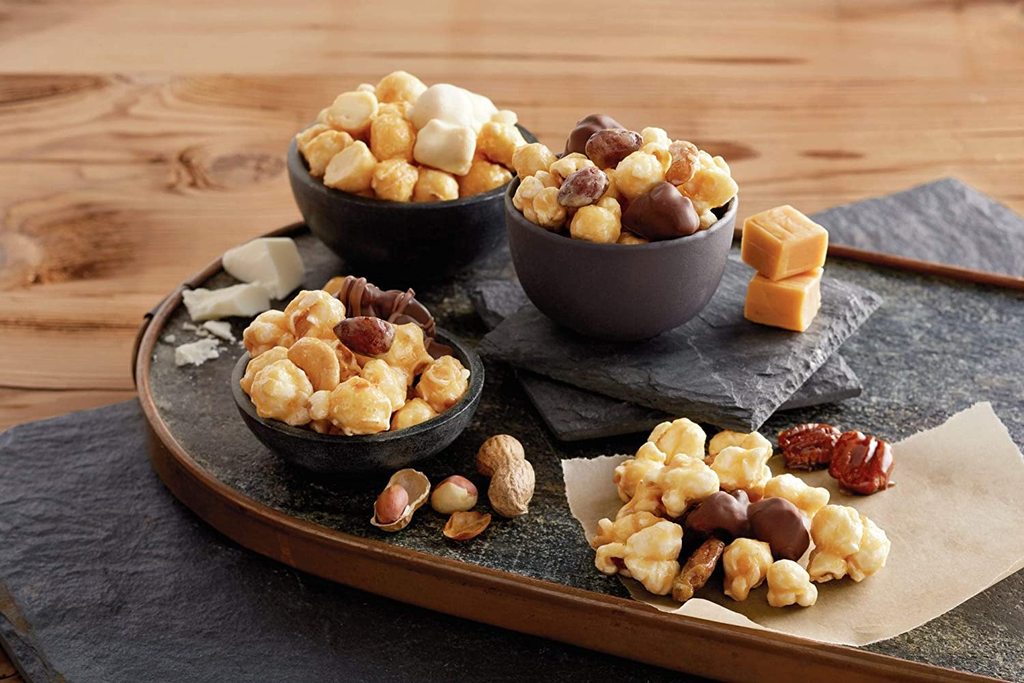 Wholesale Harry & David Moose Munch Premium Popcorn 3 Flavor Variety Pack: Dark Chocolate, Classic Caramel, Milk Chocolate Bulk